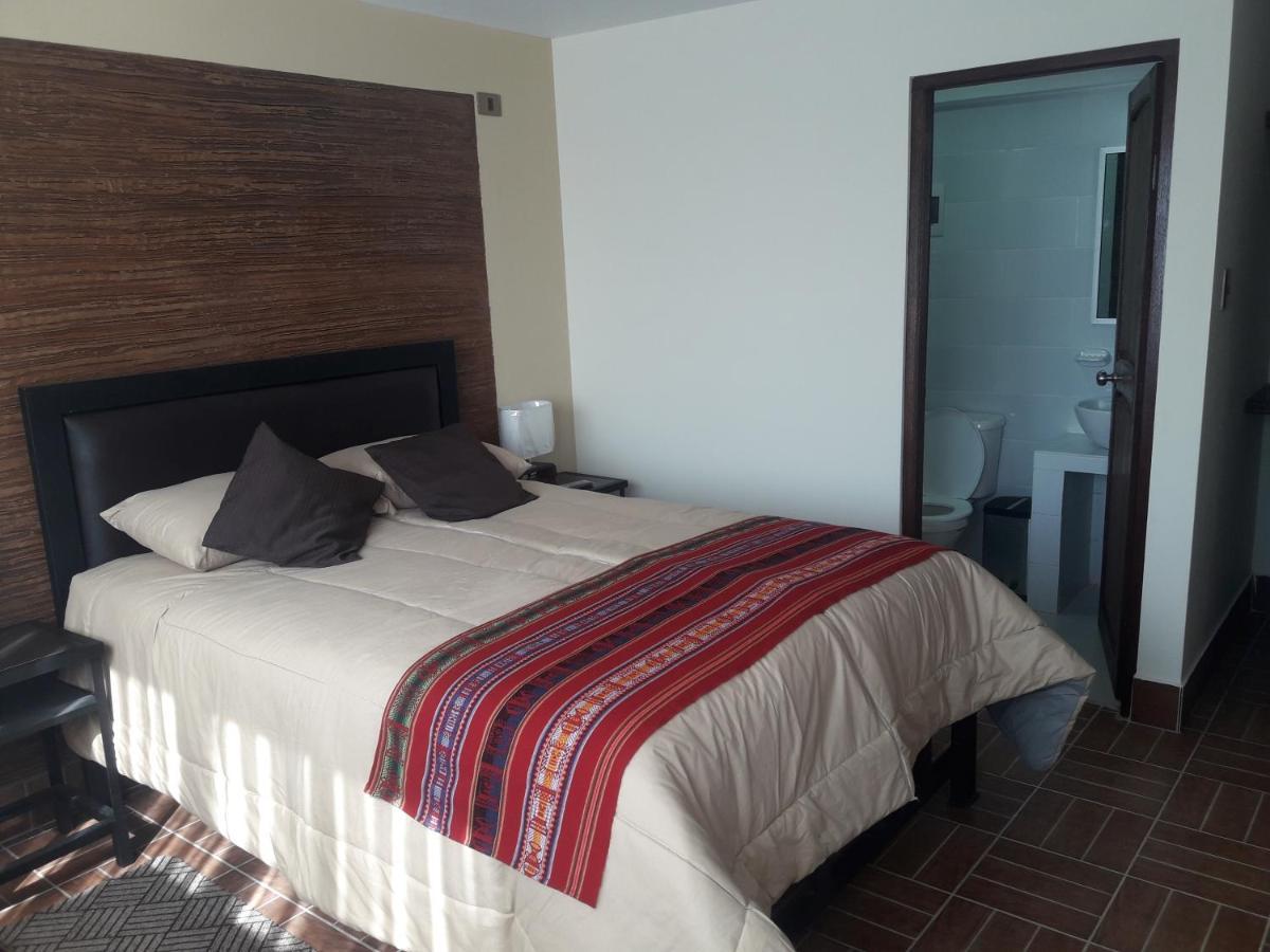 Hostal Jerian 우유니 외부 사진