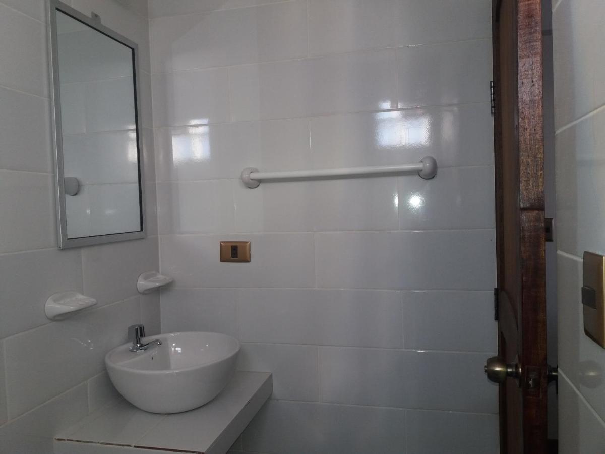 Hostal Jerian 우유니 외부 사진